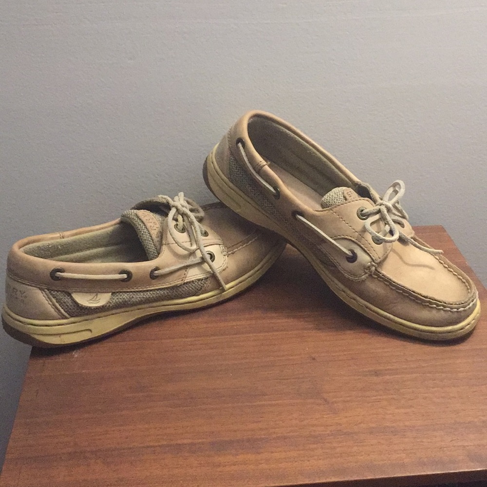 Tan Sperry Top-Sider boat shoes